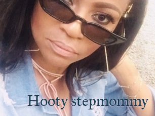 Hooty_stepmommy